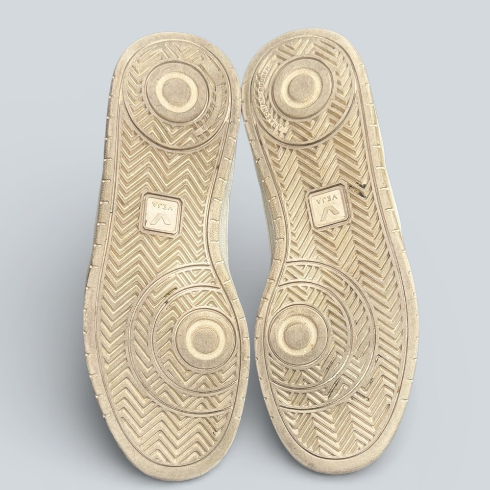 VEJA V-10 Sneakers - Picture 7 of 10